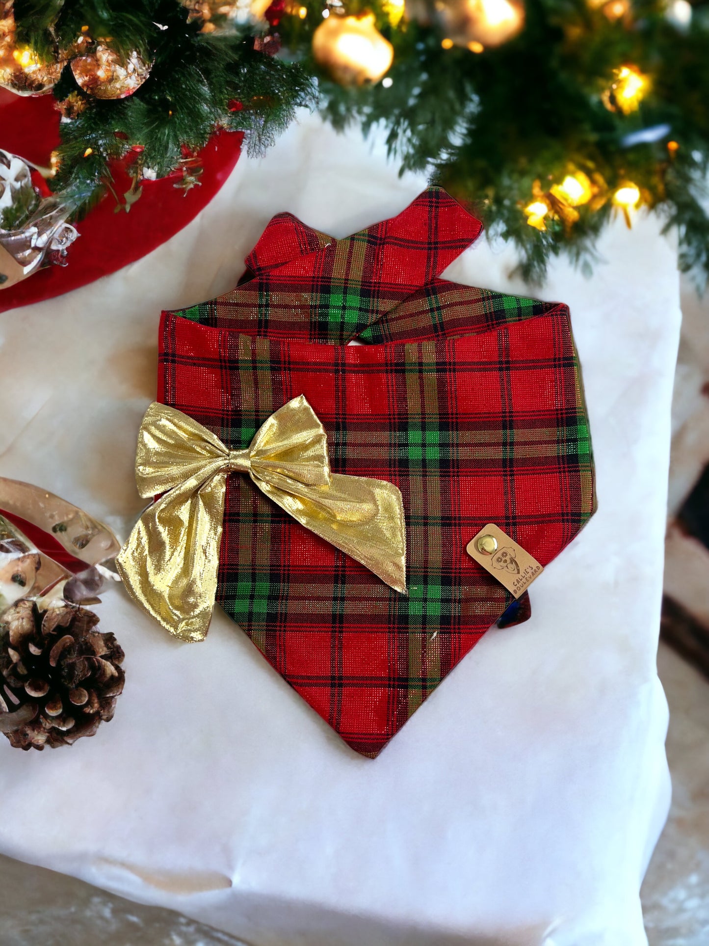 Pawfect Present Bandana | Holiday Collection π