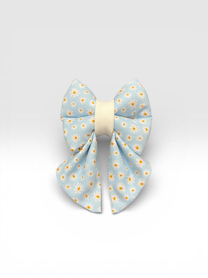 Field Of Daisies Sailor Bowtie | Petals On The Boulevard ✿