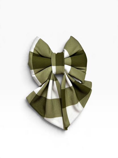 Clover Bowtie | Autumn Avenue