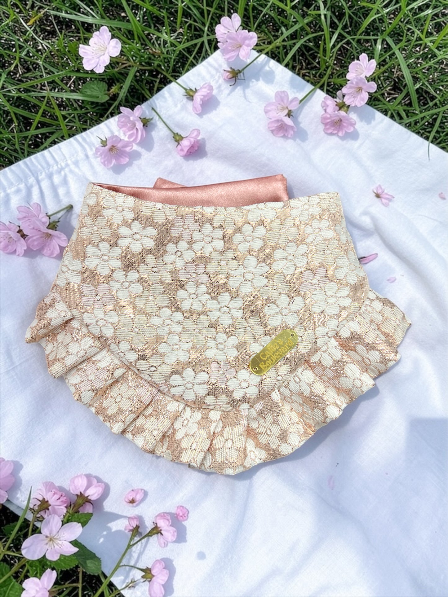 Pink Daisies Bandana | Petals On The Boulevard ✿