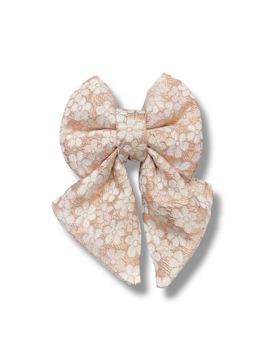 Pink Daisies Sailor Bowtie | Petals On The Boulevard ✿